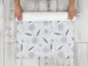 Folie protecţie sertare, model flori mov, din PVC antiderapant cu grosime de 1,5 mm, material impermeabil, rolă de 50x155 cm