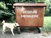 Șablon reutilizabil cu mesajul Deșeuri menajere pentru colectarea selectivă a deșeurilor pentru containere, tomberoane și pubele, dimensiune la comandă