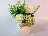 Aranjament flori artificiale, bujori albi în vas ceramic alb, 20 cm