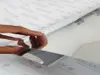 Autocolant argintiu Aslan, efect metalic cu aspect lucios, rolă de 125x200 cm