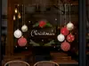 Sticker Crăciun, decor cu globuri roşii, 90x100 cm