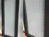 Folie geam autoadezivă Kandio, Alkor, model pătrate alb, lățime 90 cm