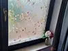 Folie geam autoadezivă, Folina Veti, sablare cu imprimeu floral maro, rolă de 70x175 cm , racletă pentru aplicare inclusă