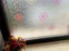 Folie geam autoadezivă Issa, Folina, imprimeu floral stilizat, multicolor, lățime 90 cm