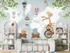 Fototapet copii girafă pe bicicletă și animale în vagoane – design animat și vesel, fundal harta lumii, vlies cu dimensiuni personalizabile