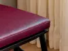 Piele ecologică autoadezivă culoare vișiniu bordo, aspect natural, moale și flexibilă, grosime 0,8 mm, lățime 137 cm