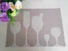 Set 2 bucati suport farfurii din pvc bej, model pahare, cu 2 feţe, 45 x 30 cm