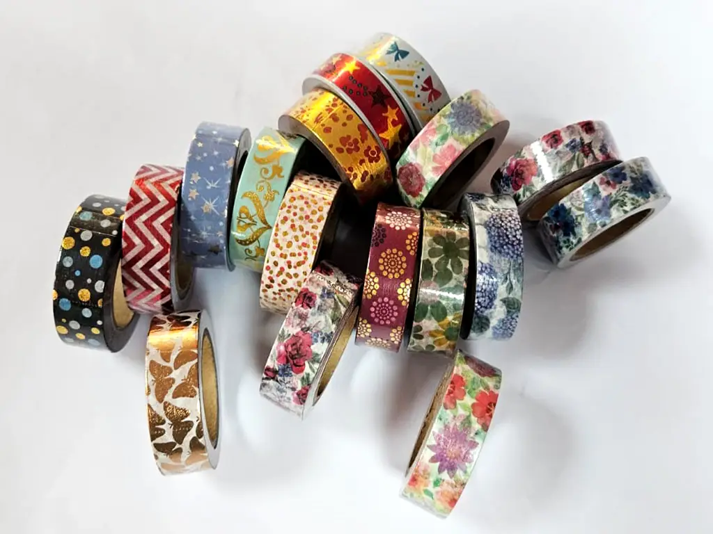 Set 17 role Washi tape, Folina, diferite modele si culori