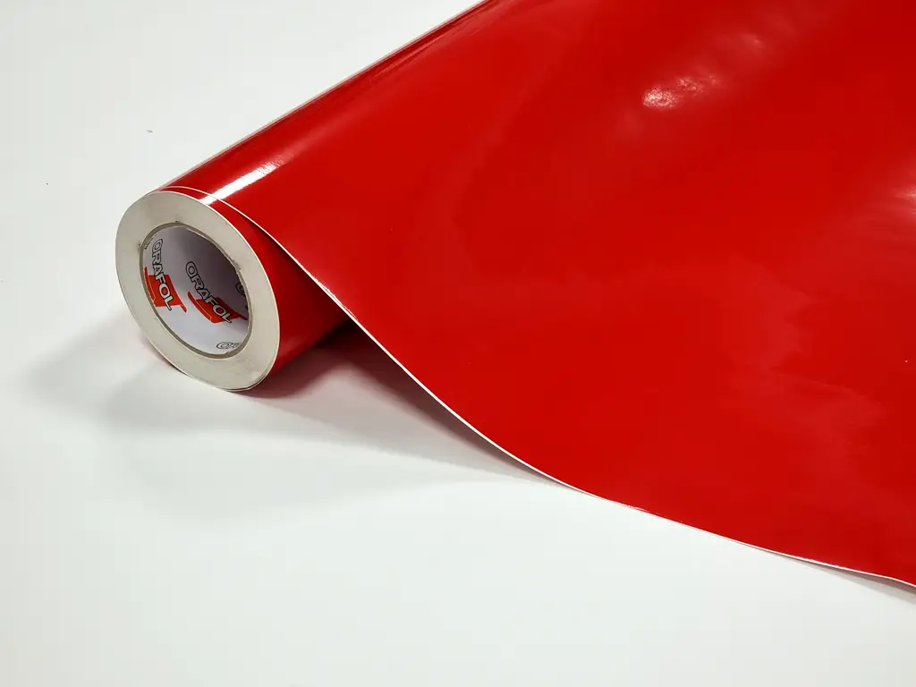 Autocolant Oracal 651G Intermediate Cal, aspect lucios, roșu, Red 031, lățime 126 cm