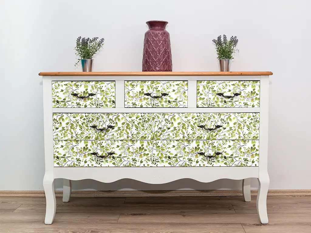 Autocolant perete cu model floral lime, Folina, aspect lucios, 100 cm lăţime