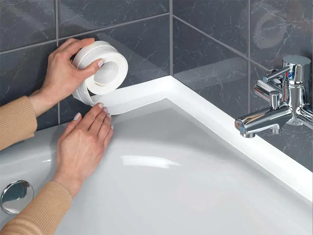 Set 2 role bandă autoadezivă etanşare cadă sau chiuvetă, transparentă, Folina ETF11, 3,5 cm x 3,3 metri
