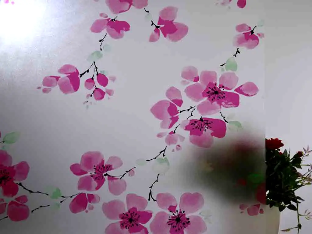 Folie geam autoadezivă, Magicfix, sablare cu imprimeu floral roșu, lățime 100 cm