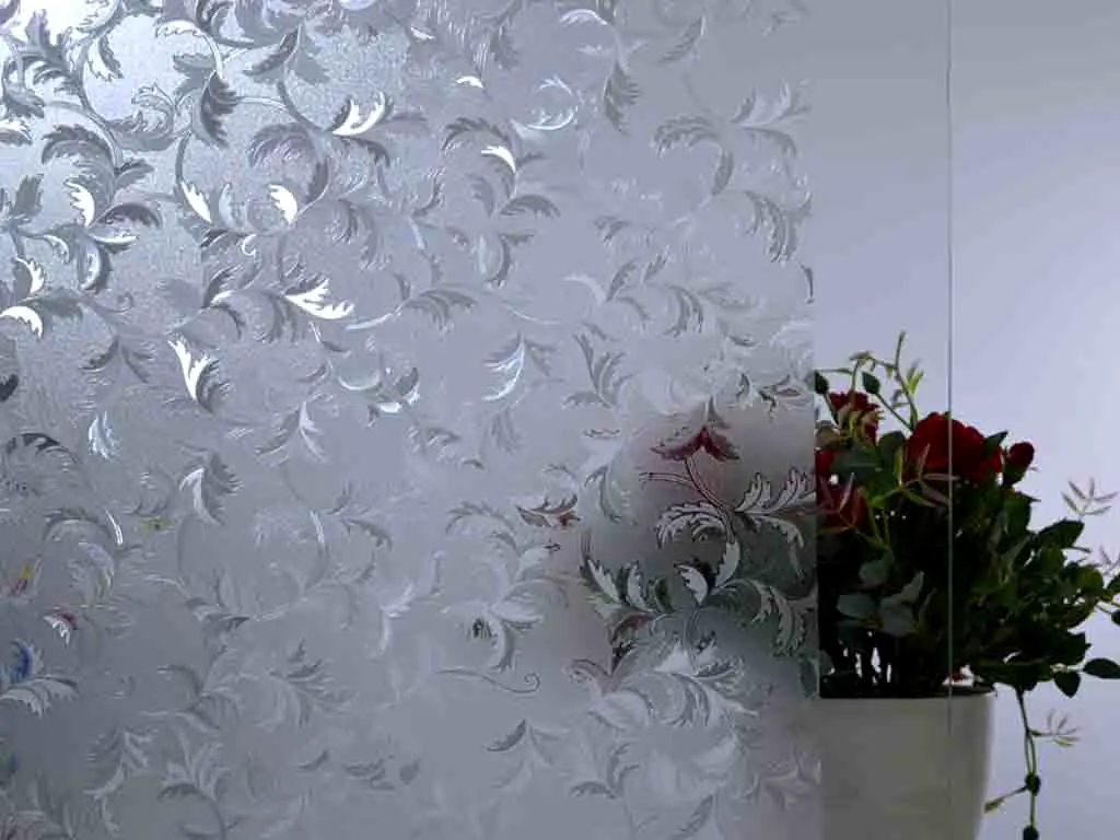Folie geam autoadezivă frunze translucide, Folina, 120 cm lăţime