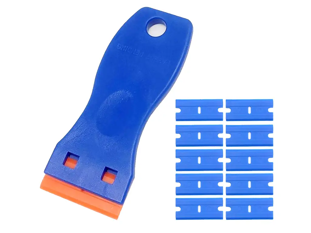 Set format din răzuitor și 11 lame din plastic pentru răzuirea diverselor suprafețe