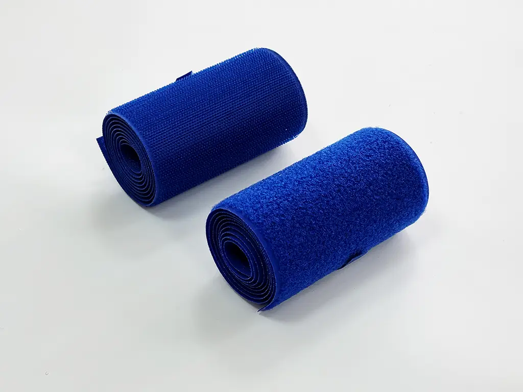 Set bandă arici, Velcro cu adeziv, benzi Hook and Loop, set bandă cu scai și puf ideală pentru cusut, role cu lățimea de 10cm - culoarea albastră