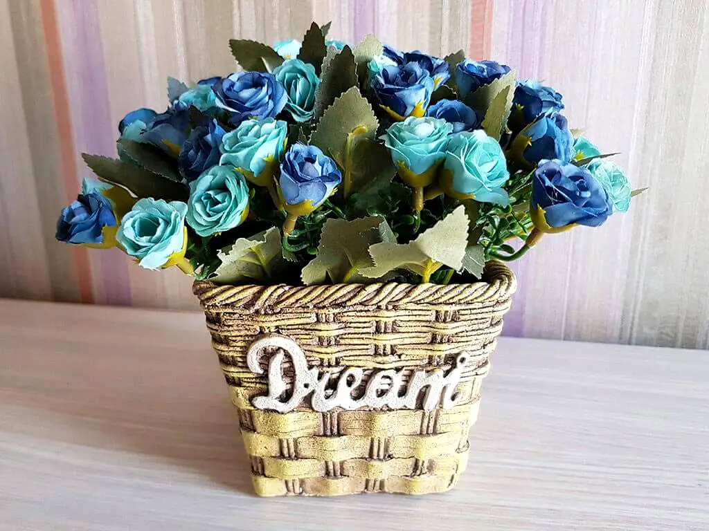 Aranjament floricele albastre în vas ceramic Dream 