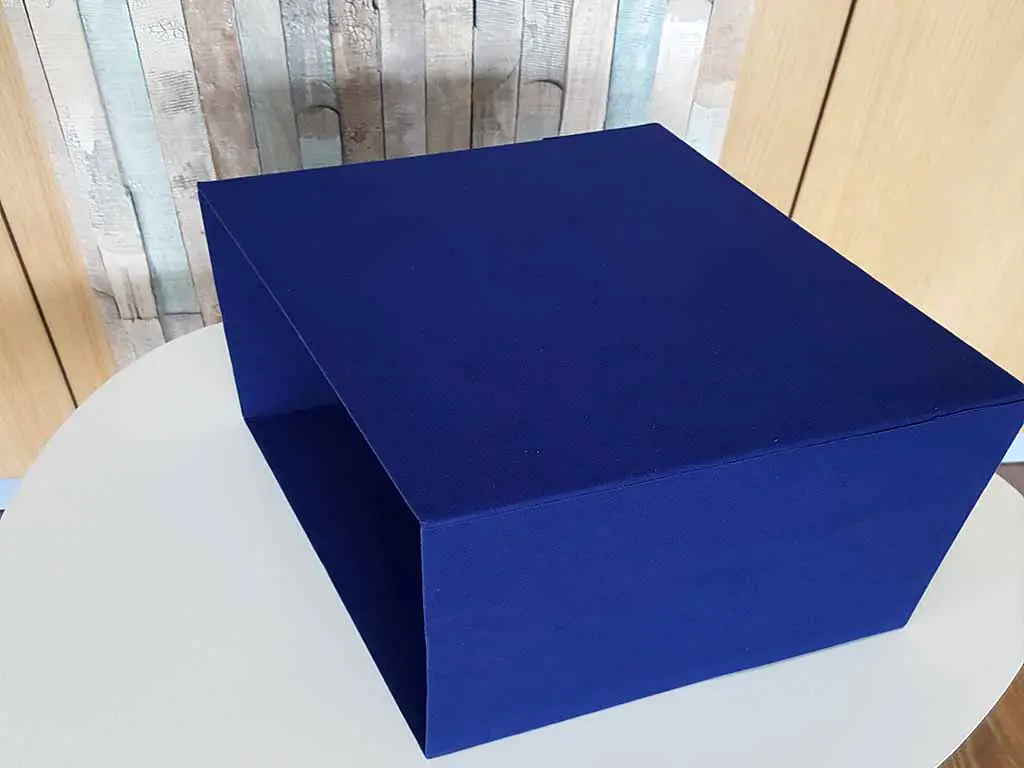 Autocolant catifea albastră, d-c-fix, rola de 45 cm x 5 metri, cu racletă şi cutter