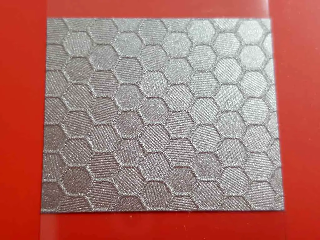 Autocolant argintiu metalic Oracal Honeycomb Tin Metallic