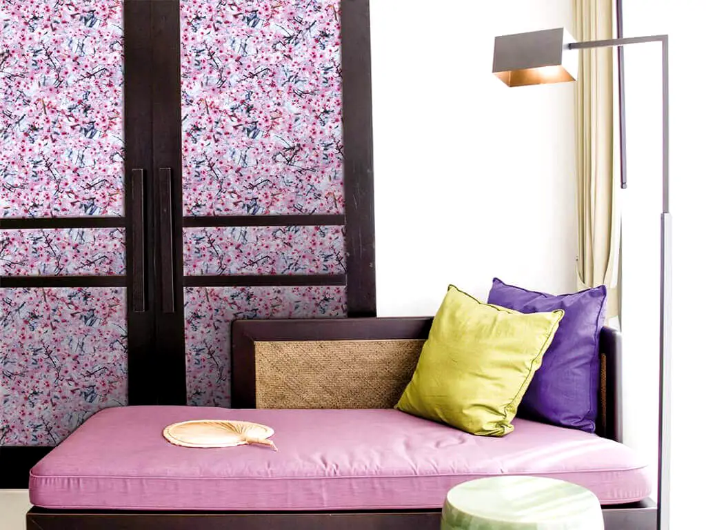 Autocolant mobilă decorativ Bloom,d-c-fix, model crengi cu flori roz, rolă de 45 cm x 5 metri, cu racletă şi cutter