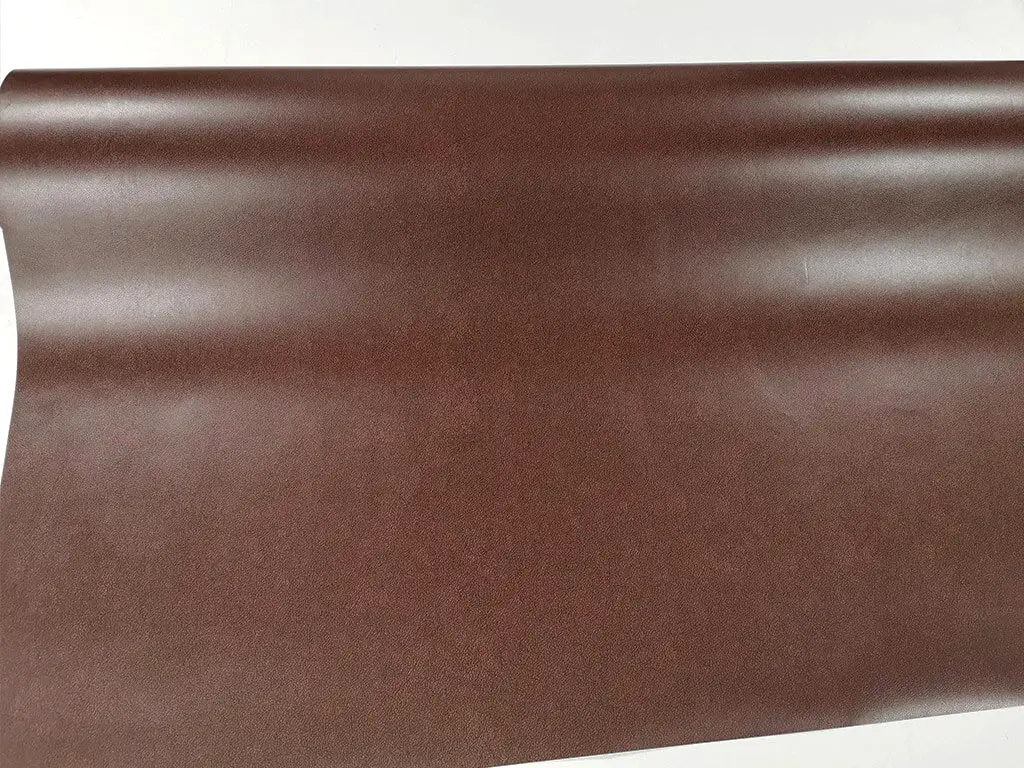 Autocolant decorativ imitaţie piele maro, Folina, rolă de 125x200 cm, racleta inclusa
