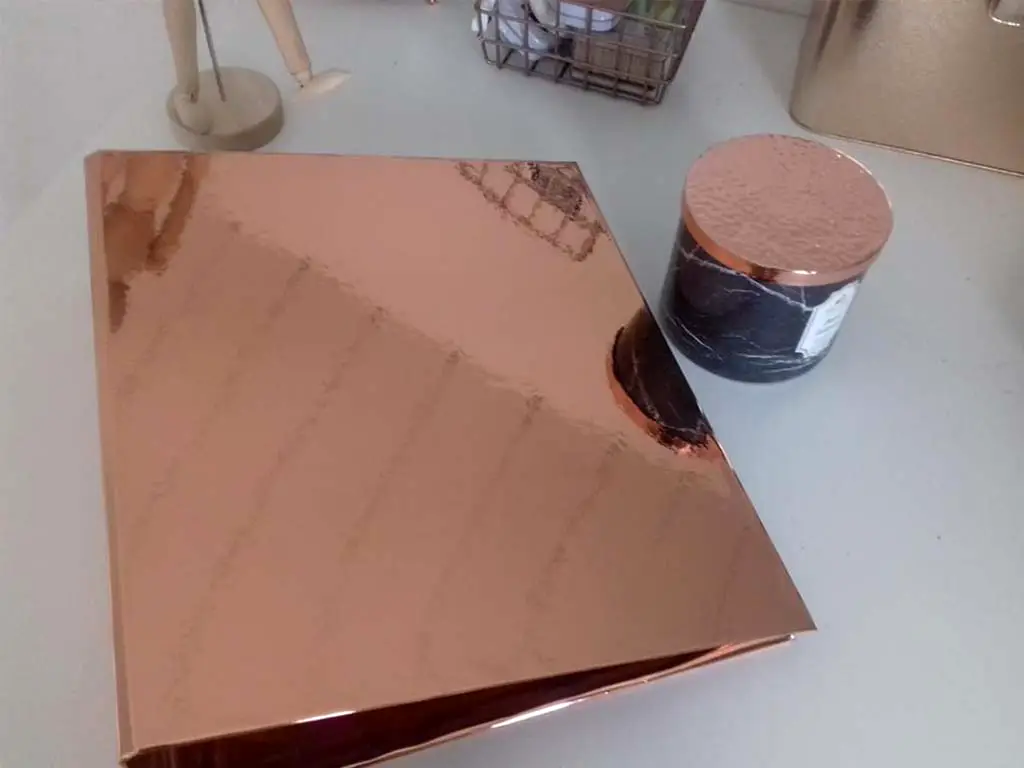 Autocolant cu efect metalic Rose Gold, d-c-fix, aspect lucios, lățime 45 cm