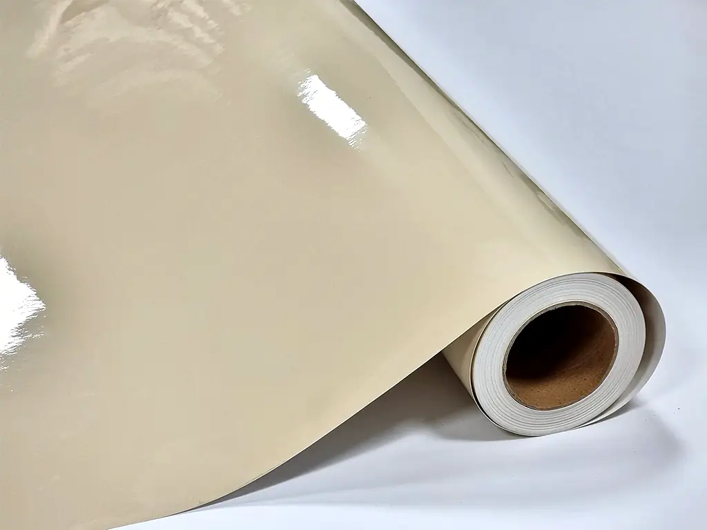 Autocolant ivoire lucios, Folina Crystal Milan, pentru mobilă şi proiecte DIY, 152cm lăţime
