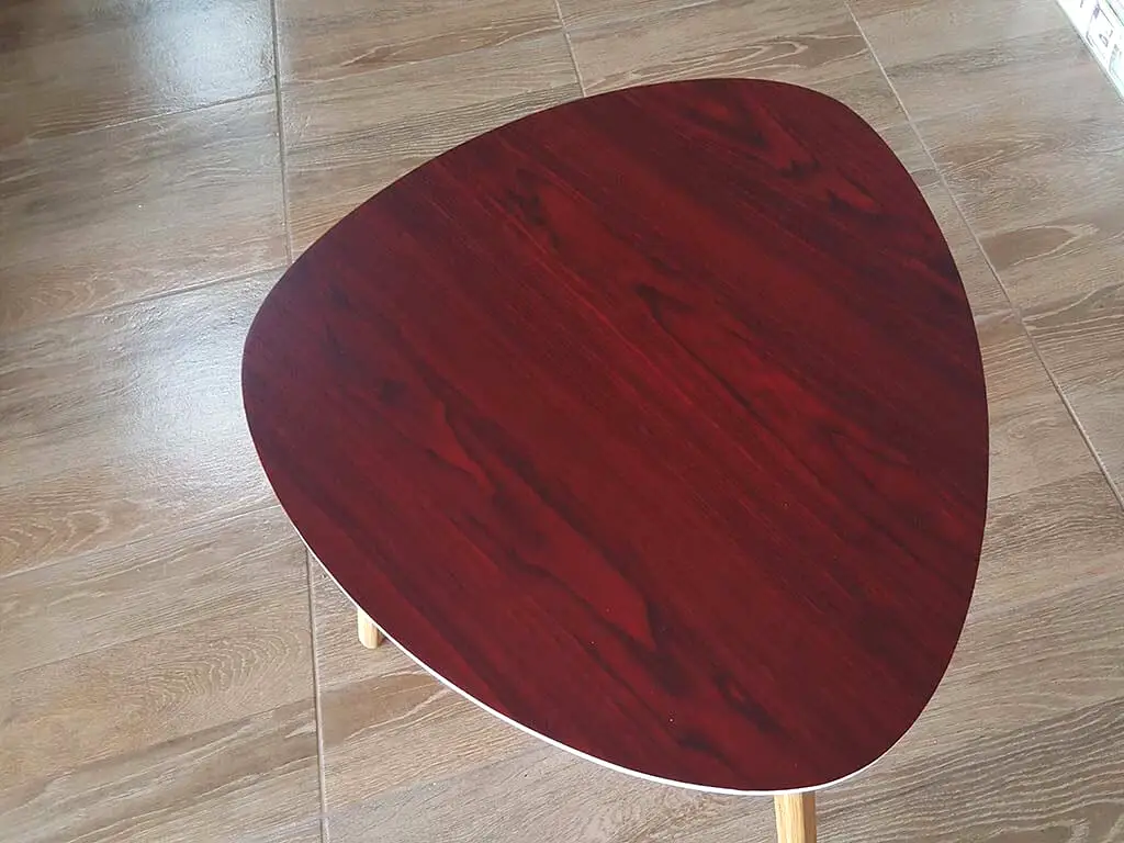 Autocolant mobilă Folina, model lemn, maro roşiatic, lățime 120 cm