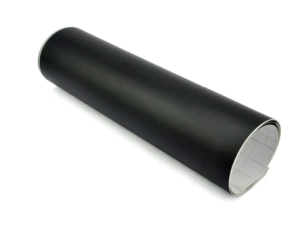 Autocolant negru mat, Folina, 120 cm lăţime