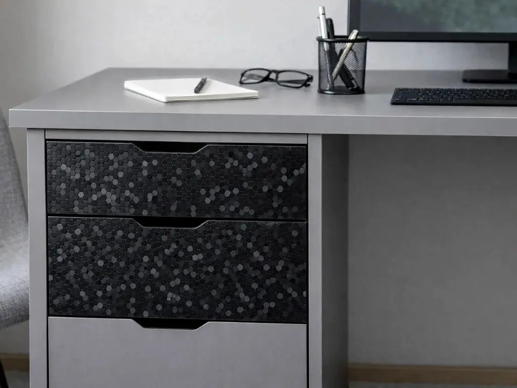 Autocolant negru Carbon Honeycomb - folie personalizare mobilier și gadgeturi, 75×250 cm
