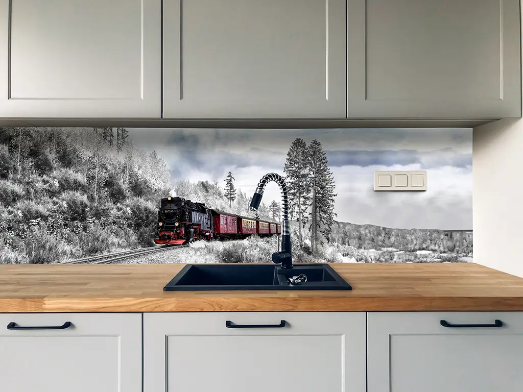 Autocolant perete, Folina, Tren cu aburi prin pădure, 67x200 cm