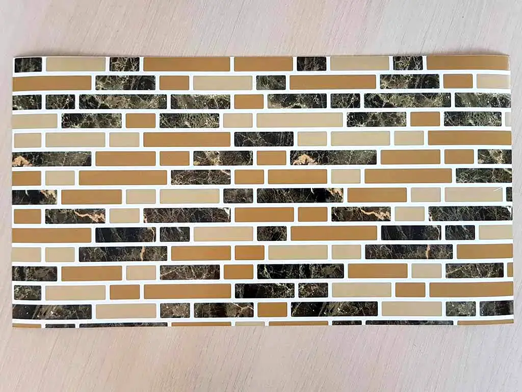 Autocolant perete baie și bucatărie, imitaţie mozaic bej și maro, rezistent la apă şi căldură, rolă de 67x200 cm