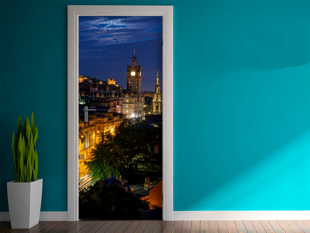 Autocolant uşă Edinburgh, Folina, model cu peisaj, dimensiune autocolant 92x205 cm