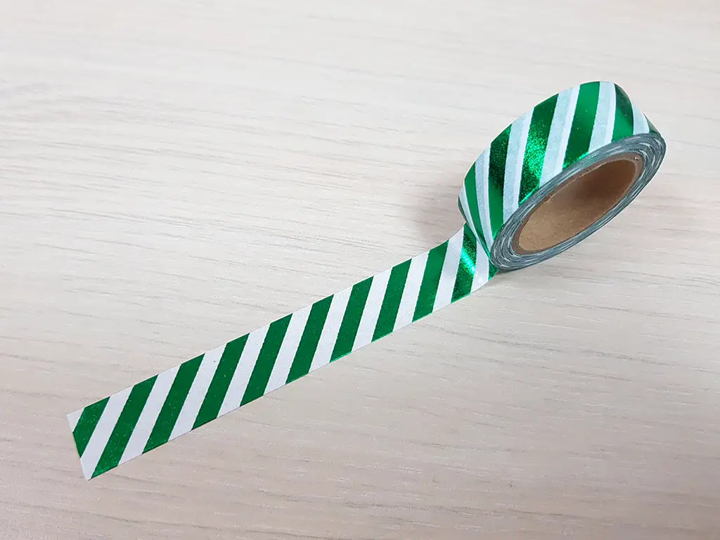 Bandă adezivă Washi Tape, Folina, model cu dungi verde metalic, dimensiune bandă 15mm x 10m