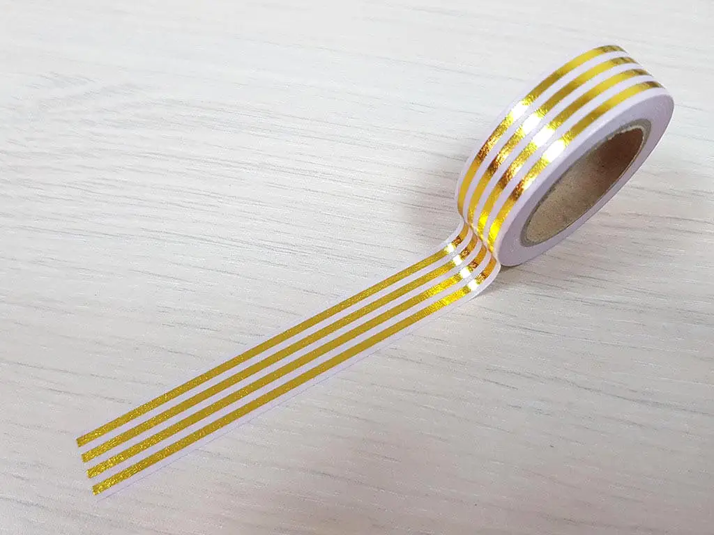 Bandă adezivă Washi Tape, Folina, model cu linii aurii, dimensiune bandă 15mm x 10m