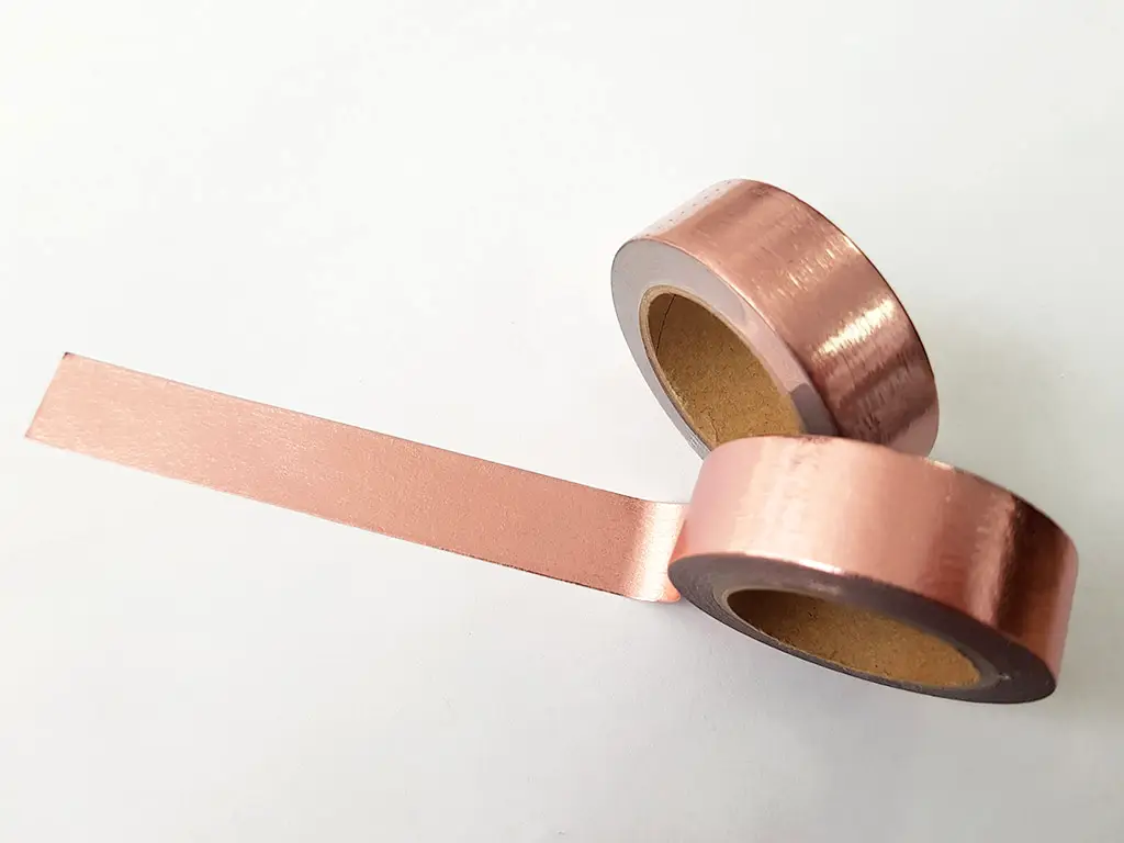 Bandă adezivă Washi Tape, Folina, efect metalic Rose Gold, rolă bandă adezivă 15 mmx10 m