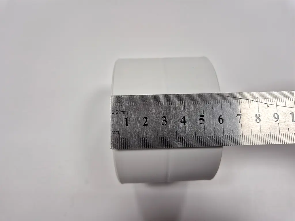 Bandă etanşare autoadezivă albă, Folina ETF12, rolă de 6 cm x 3,2 m, racletă de aplicare inclusă