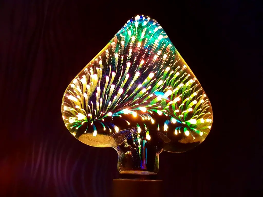 Bec decorativ 3D, LED Multicolor, E27 - Inimă