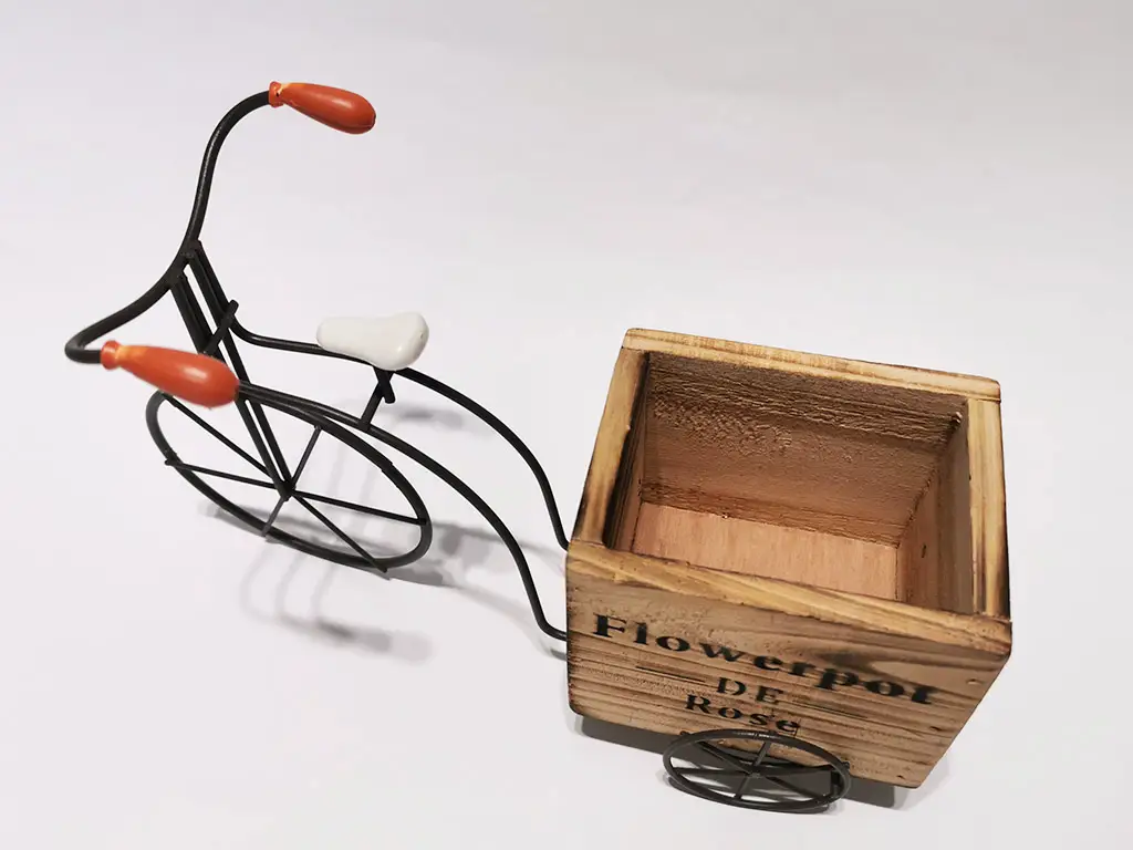 Bicicletă decorativă, Folina, din metal şi lemn maro, 28x17 cm