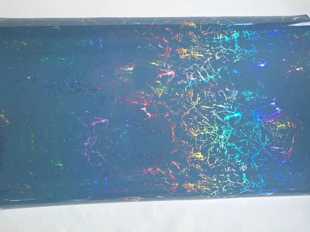 Autocolant marmură albastru oțel cu efect holografic, Magic Marble - 75x250 cm