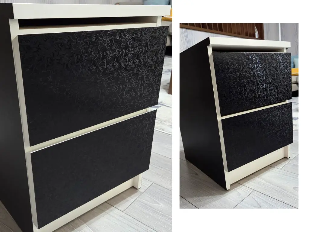 Autocolant mobilă negru embosat, model fluid decorativ - 75x250 cm