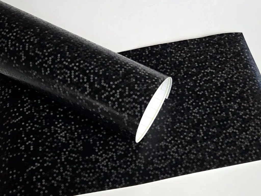 Autocolant negru Carbon Honeycomb - folie personalizare mobilier și gadgeturi, 75×250 cm