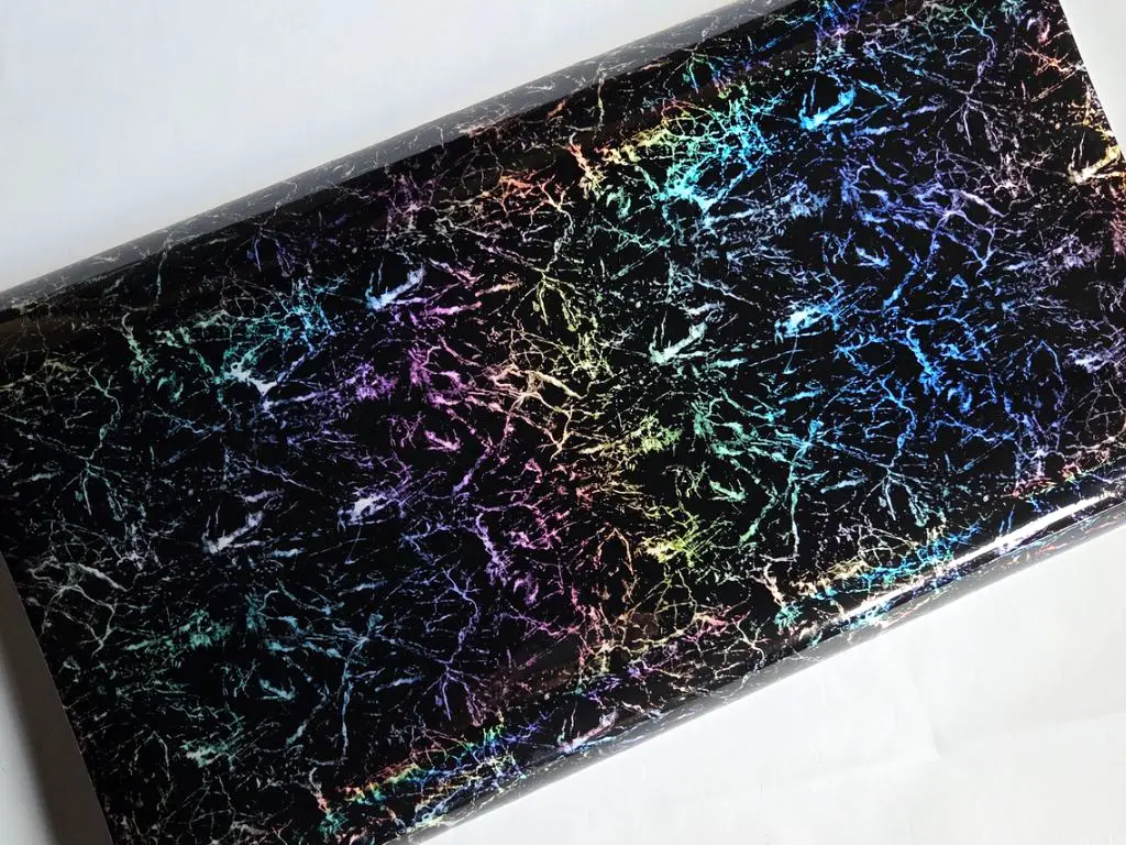 Autocolant marmură neagră cu efect holografic, Magic Marble - 75x250 cm