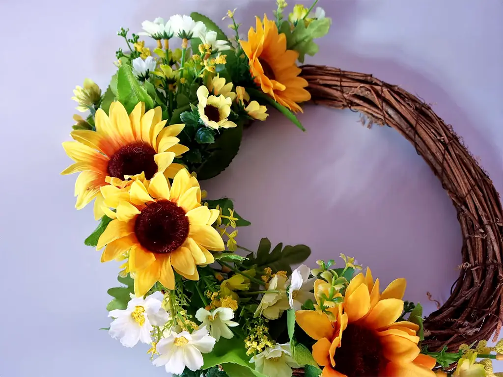 Coroniţă decorativă cu flori artificiale, Folina, cu floarea soarelui, 30 cm