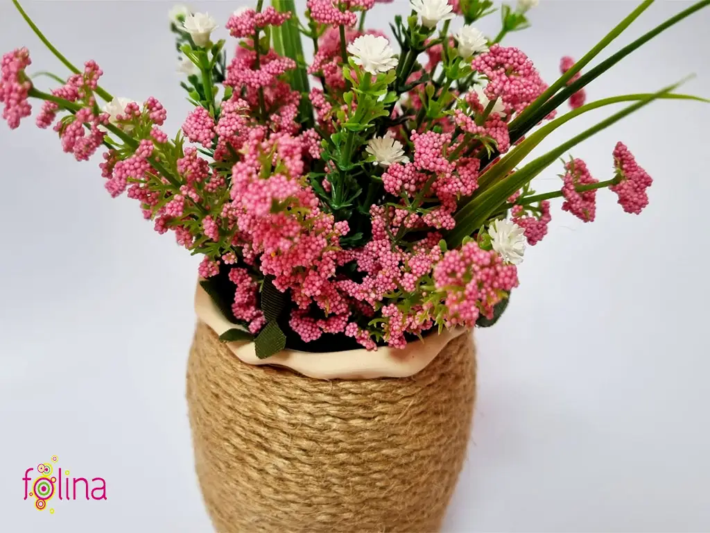 Ghiveci din ceramică cu flori artificiale roz, 20 cm 
