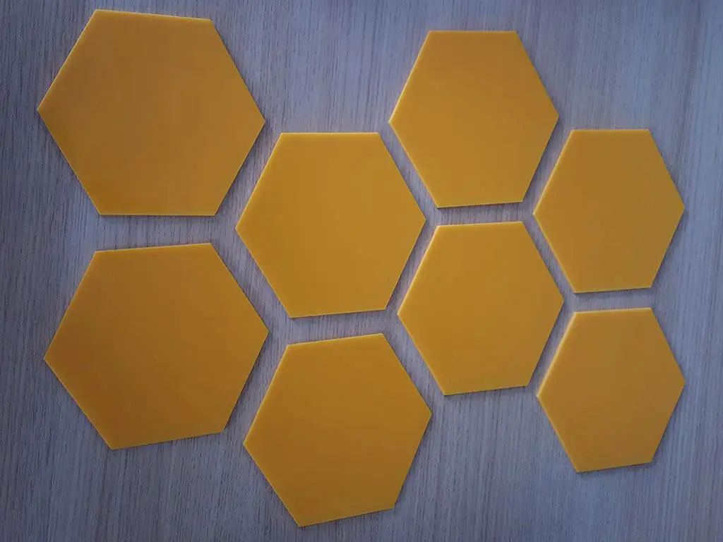 Decoraţiune perete Hexagon, Folina, din acril, aspect lucios, galben