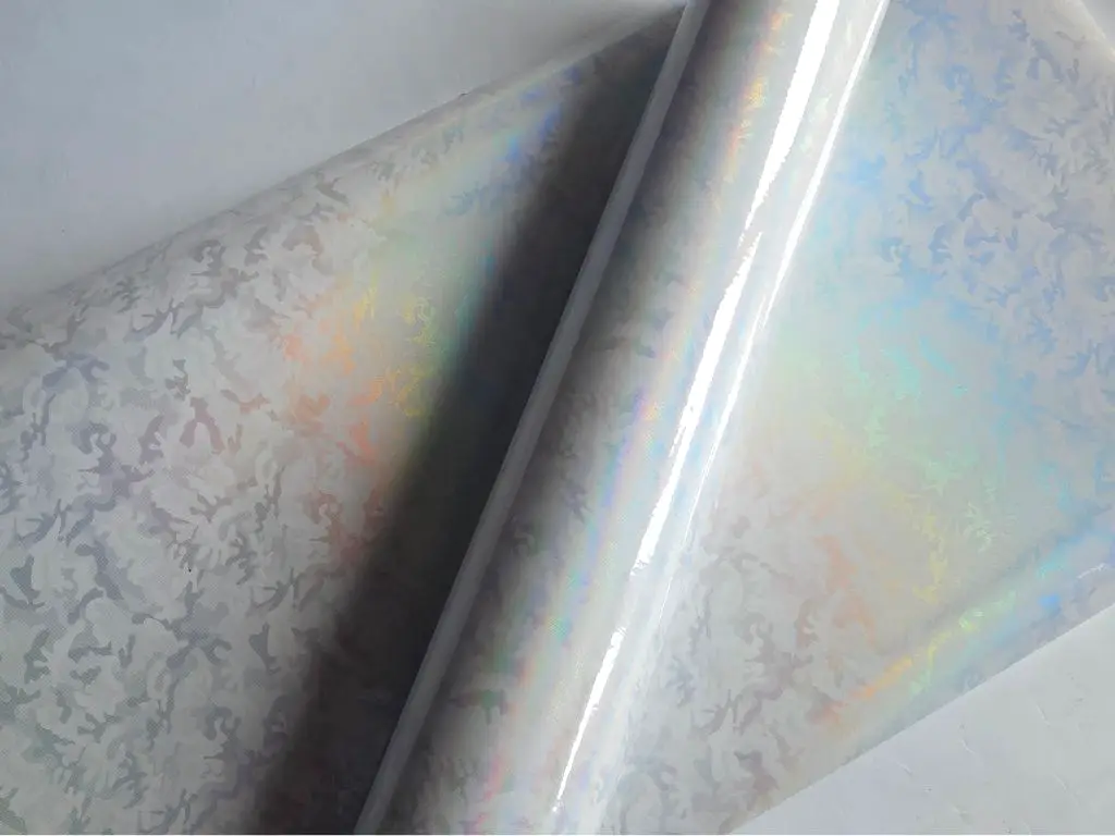 Autocolant tuning auto cameleon alb holografic, 75x200 cm