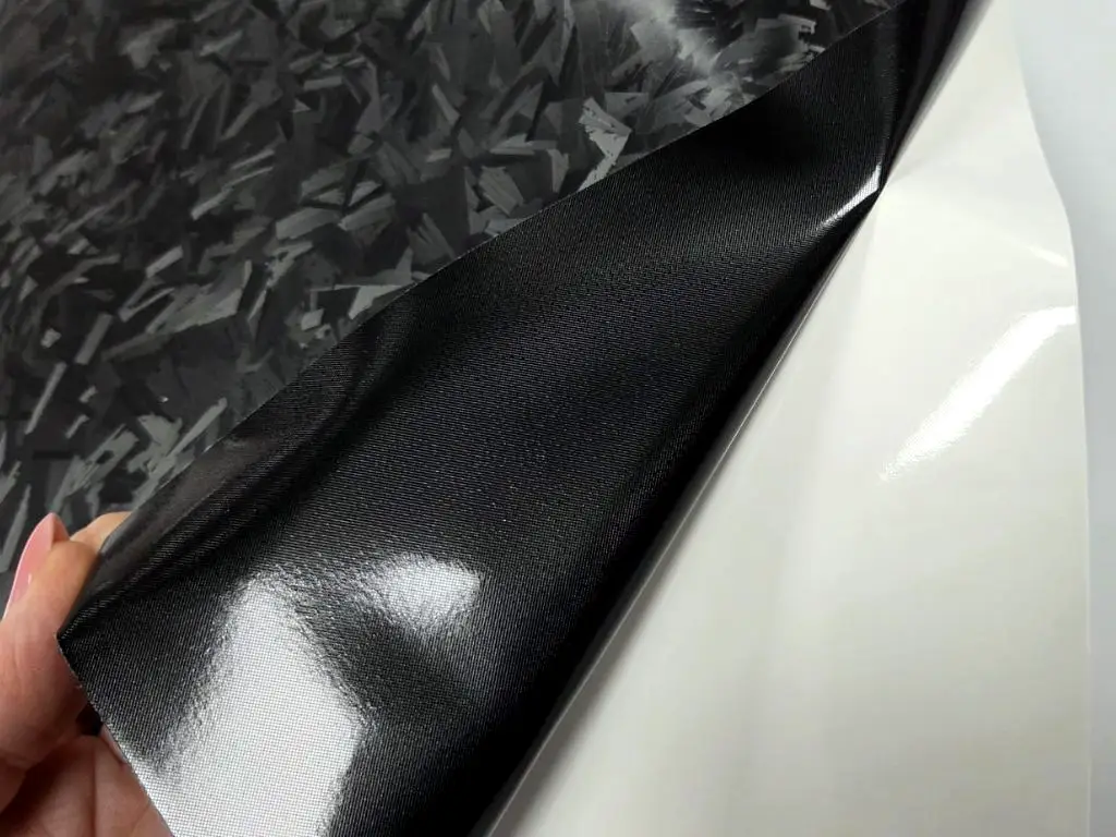 Folie auto carbon forjat negru – rolă 75 x 300 cm