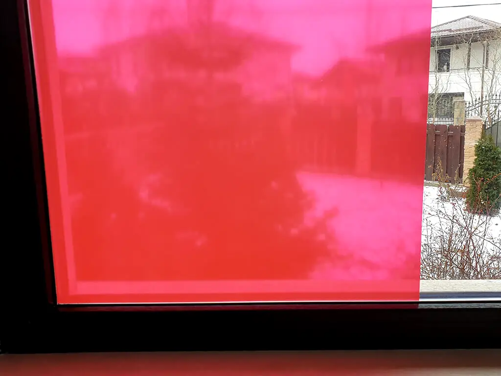 Folie geam autoadezivă, d-c-fix, transparentă, roșie, rolă de 45 cm x 2 metri