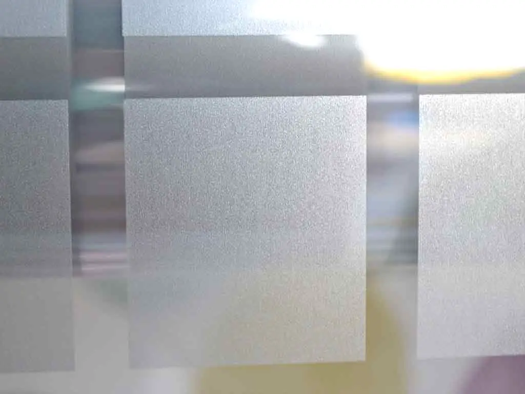 Folie geam autoadezivă Office Grix, Folina, imprimeu geometric, argintiu, lățime 152 cm