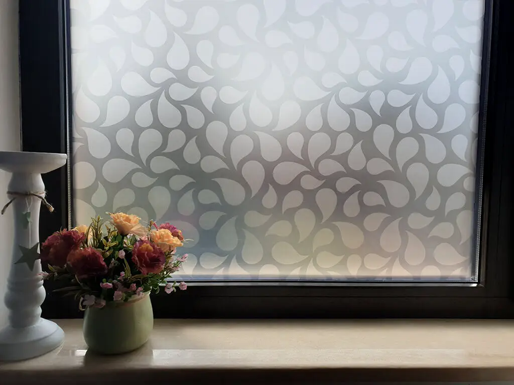 Folie geam autoadezivă Emilia gri, Folina, model geometric, 100 cm lăţime